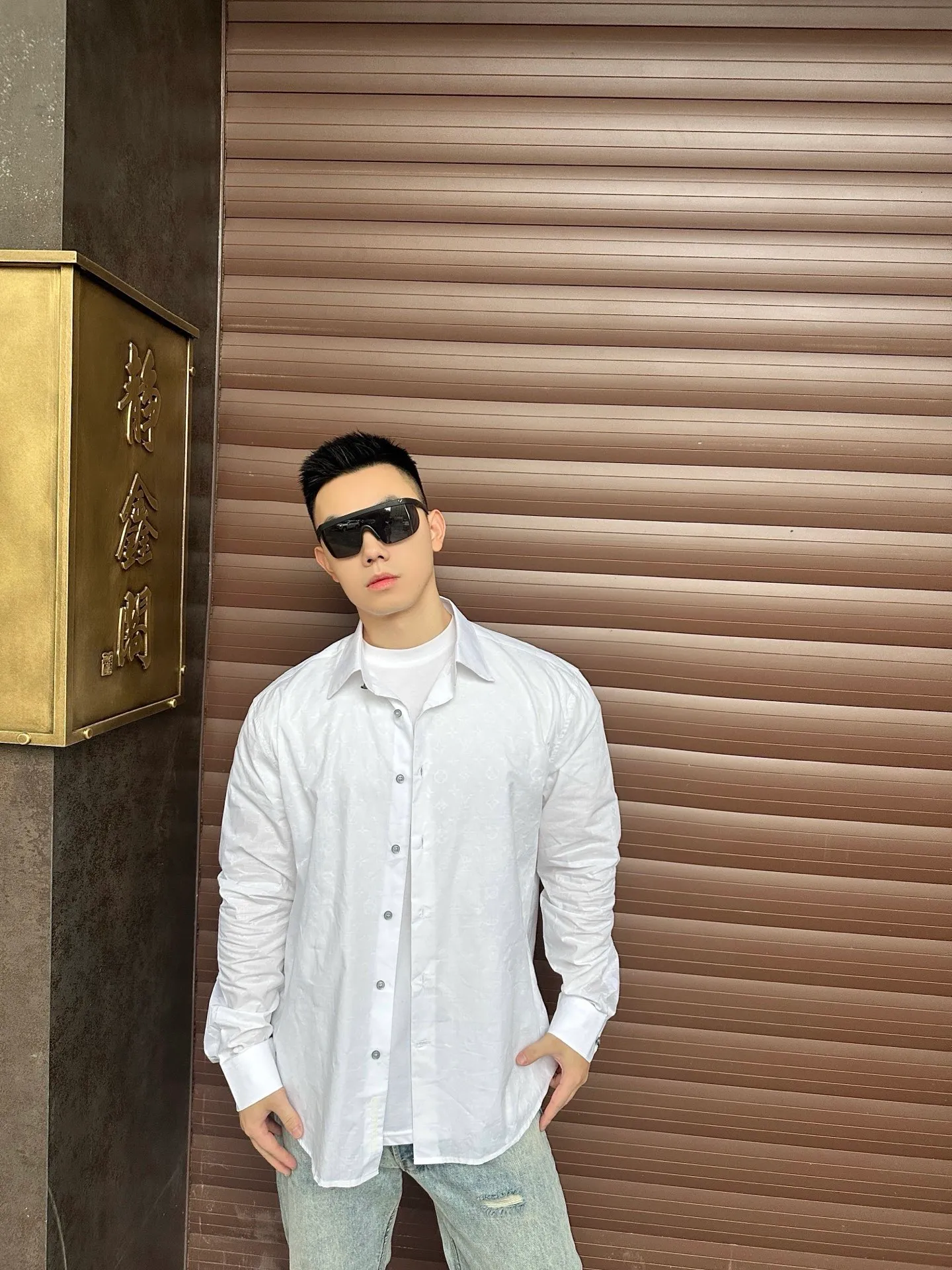 Model picture